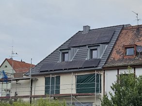 Aufdachanlage mit Batteriespeicher und Full Backup - 10,50 kWp