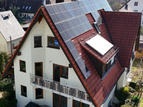 Aufdachanlage mit Batteriespeicher und Full Backup - 12,00 kWp
